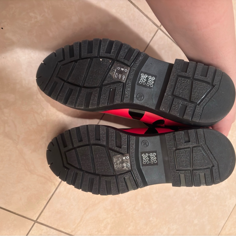 Iron Fist Red and Black Flame Booties - Picture 6 of 7